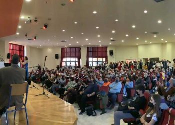 Μουσικό αφιέρωμα στον Μίκη Θεοδωράκη από το Μουσικό Σχολείο Πτολεμαΐδας- Τι δήλωσε στο VivaGr o Διευθυντής του σχολείου Παύλος Ταγτεβερενίδης (βίντεο-φώτο)