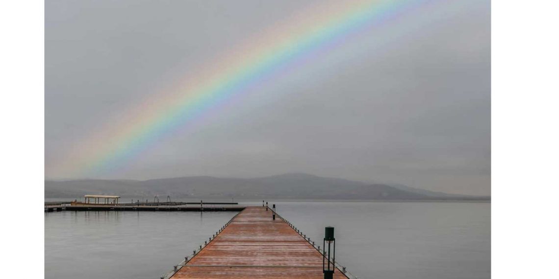 Πανέμορφο ουράνιο τόξο πάνω από τον Άγιο Παντελεήμονα – Η πανέμορφη φωτογραφία του Αργύρη Καραμούζα