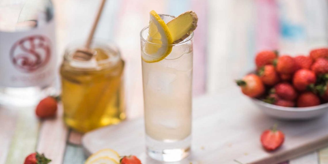 STRAWBAR: Το πρώτο απόσταγμα από φράουλες που καλλιεργούνται στη Φλώρινα, “on the road again”! – Απόψε στο Café-Bar TIMES στην Πτολεμαΐδα