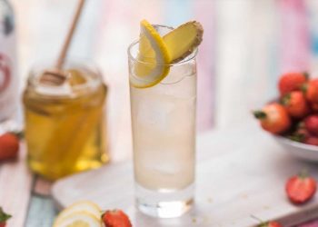 STRAWBAR: Το πρώτο απόσταγμα από φράουλες που καλλιεργούνται στη Φλώρινα, “on the road again”! – Απόψε στο Café-Bar TIMES στην Πτολεμαΐδα