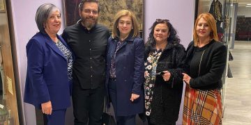 Συναυλία με πασχαλινό ρεπερτόριο με θέμα : ” Τον θρήνο της Παναγίας δίπλα στο Σταυρό του μαρτυρίου” από το Βαρβούτειο Ωδείο (φώτο-βίντεο)