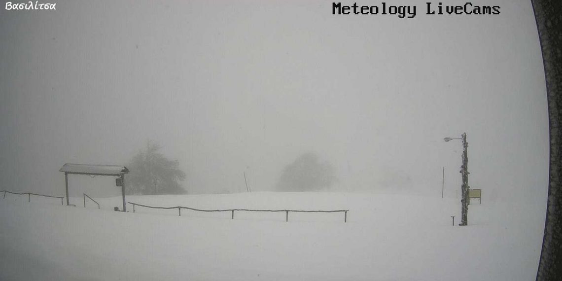 Χιονίζει στο Νυμφαίο – Πισοδέρι – – Σαμαρίνα- Βασιλίτσα (φώτο)_