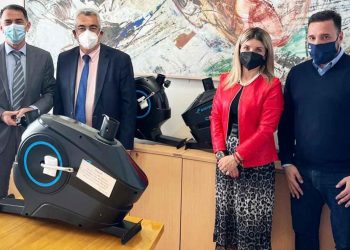 WinCancer: Δωρεά τριών στατικών ποδηλάτων για τους ασθενείς του Πανεπιστημιακού Γενικού Νοσοκομείου «Αττικόν»