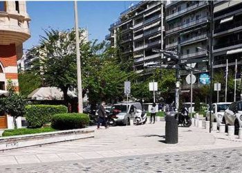 Πρωτοφανής κλοπή στη Θεσσαλονίκη: «Σήκωσαν» ολόκληρο το περίπτερο του «Χαμόγελου του Παιδιού»