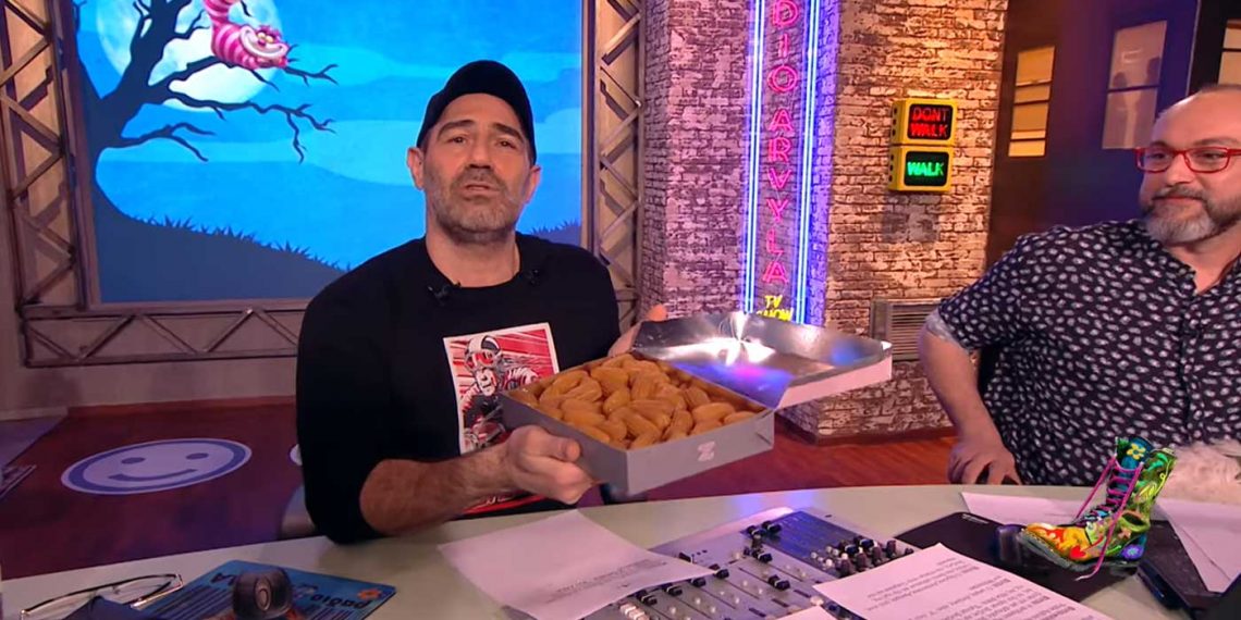 Οι φημισμένες τουλούμπες Βελβεντού ΖΑΝΔΕ “τρέλαναν” τους Ράδιο Αρβύλα-VIDEO