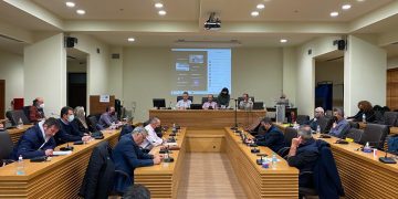 Επιμένει για νέο Νοσοκομείο στην Κοζάνη η δημοτική αρχή- Το στρατόπεδο «Ρωμανέλη» υπέδειξε ως καταλληλότερο σημείο στη Δυτική Μακεδονία- «Δεν διεκδικούμε τίποτα από την Πτολεμαΐδα», λέει ο Δήμαρχος Κοζάνης- VIDEO