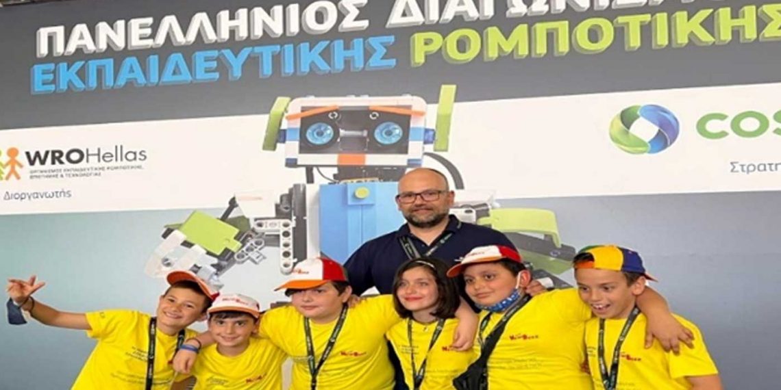 Με δύο βραβεία επέστρεψε η αποστολή του 9ου Δημοτικού Πτολεμαΐδας από τον Πανελλήνιο Διαγωνισμό Ρομποτικής