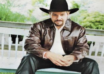 Οι μουσικές επιλογές του e-ptolemeos.gr: Toby Keith – I’m Just Talkin’ About Tonight