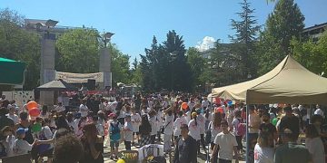 Με πολύ μεγάλη επιτυχία διοργανώθηκε η 5η ετήσια Ημέρα Εθελοντισμού Ανδρόνικος στην κεντρική πλατεία Πτολεμαΐδας