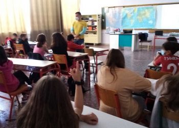 Ενημέρωση σε μαθητές δημοτικού σχολείου σχετικά με θέματα ασφαλούς πλοήγησης στο διαδίκτυο έκανε ο διοικητής του τμήματος Ασφάλειας Κοζάνης