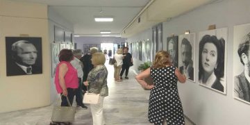 Πτολεμαΐδα: Εξήντα πρόσωπα σπουδαίων Ελλήνων στην έκθεση ζωγραφικής του εικαστικού καλλιτέχνη Φώτη Μανιού (video-φωτο)