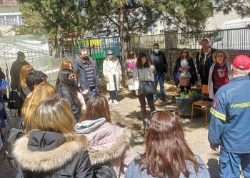 Για θέματα πυροπροστασίας και πυρασφάλειας ενημερώθηκαν οι μαθητές του 2ου ΕΠΑΛ Πτολεμαΐδας από την Π.Υ.