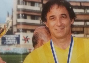 Για τη συνοικία των αγγέλων “ταξίδεψε” χθες ο παλαίμαχος ποδοσφαιριστής του ΑΡΗ Πτολεμαΐδας Αναστάσιος (Σούλης) Γρηγοριάδης (της Κούλας Πουλασιχίδου )