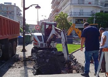 Δήμος Γρεβενών: Έναρξη εργασιών για την υπογειοποίηση των απορριμμάτων – Προσοχή από οδηγούς και πεζούς στα σημεία εκτέλεσης του έργου (Φωτογραφίες)