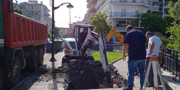 Δήμος Γρεβενών: Έναρξη εργασιών για την υπογειοποίηση των απορριμμάτων – Προσοχή από οδηγούς και πεζούς στα σημεία εκτέλεσης του έργου (Φωτογραφίες)