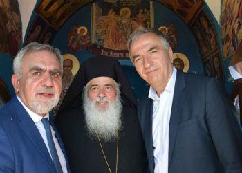 Στα θυρανοίξια του ναΐσκου του Ιερομάρτυρα Αγίου Πολυκάρπου, προστάτη του φυσικού αερίου, ο Υφ. Εσωτερικών Σ. Καλαφάτης