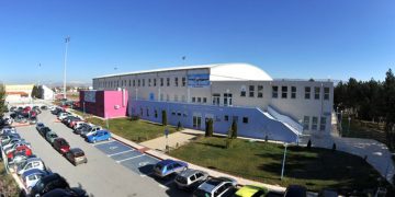 Προγράμματα θεραπευτικής κολύμβησης για Άτομα με Αναπηρίες στο Κολυμβητήριο Πτολεμαΐδας από την ΚΕΔΕ