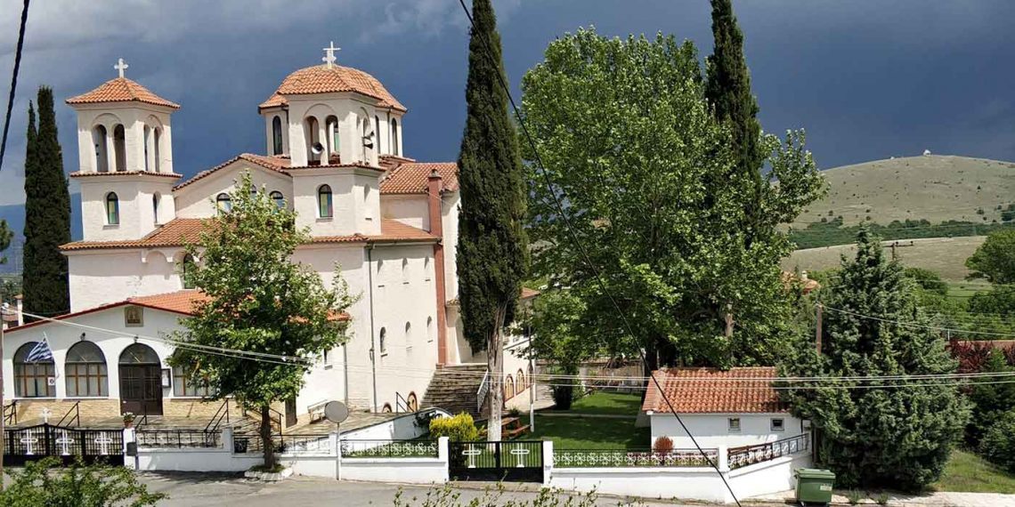 Πανηγυρίζει ο Ιερός Ναός Αγίων Κωνσταντίνου και Ελένης Μαυροδενδρίου Κοζάνης