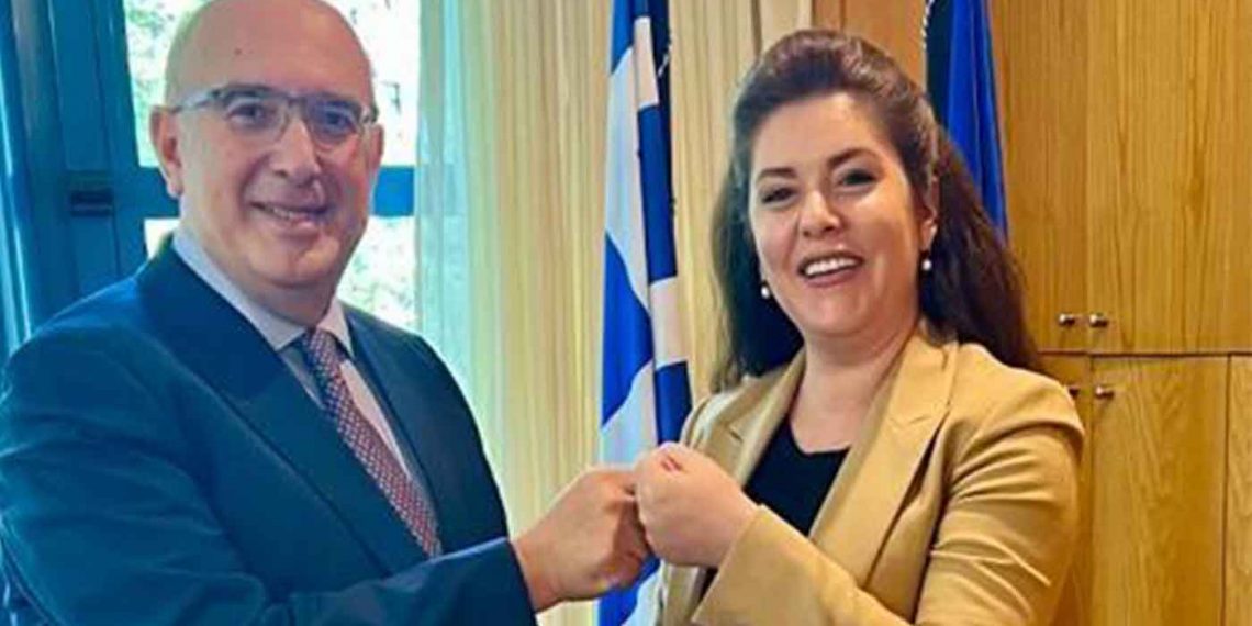 Συνάντηση του Υφ. Μεταφορών Μ. Παπαδόπουλου με την Πρέσβειρα της Αλβανίας L. Hajdaraga – Στο επίκεντρο οι επιβατικές και εμπορευματικές μεταφορές