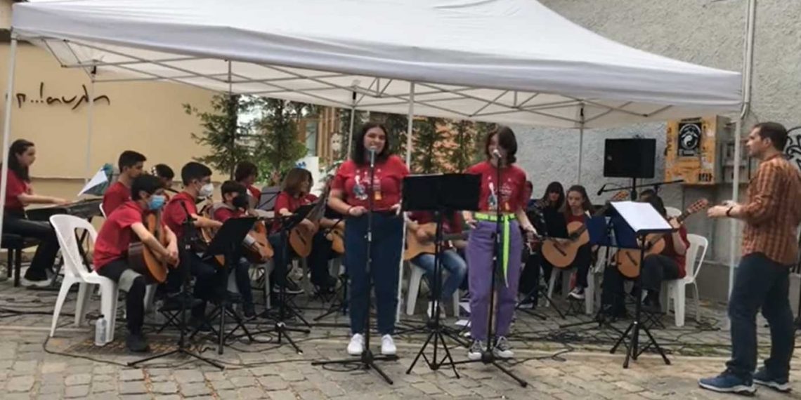 Μουσική σύνθεση με τραγούδια και δράσεις του μουσικού σχολείου Πτολεμαΐδας τη φετινή σχολική χρονιά -VIDEO