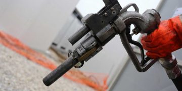 Τέλος εποχής για το πετρέλαιο θέρμανσης -Πότε σταματά η εγκατάσταση νέων καυστήρων