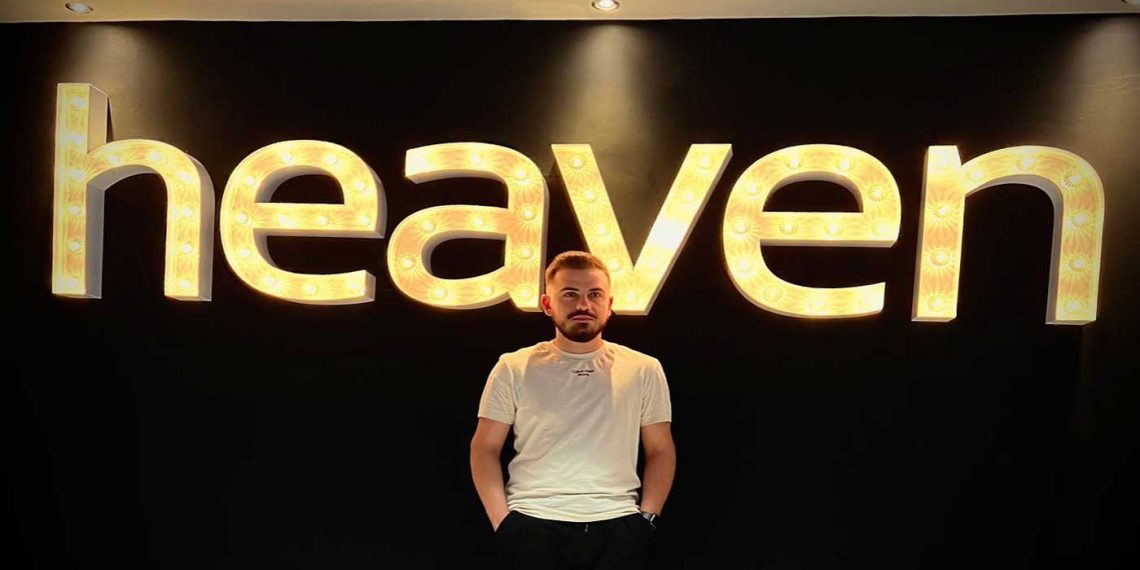 Συμβόλαιο με τη HEAVEN MUSIC υπέγραψε ο Πτολεμαϊδιώτης μουσικός και τραγουδιστής Τάσος Σίσιος