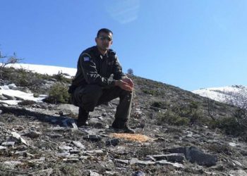 Το «ευχαριστώ» του Ομοσπονδιακού Θηροφύλακα Γιώργου Τριανταφυλλίδη προς το Διοικητή της Π.Υ. Πτολ/δας Χρήστο Σπυρίδη γιατί του έσωσε τη ζωή