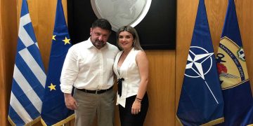 Την εξάπλωση της εκστρατείας δωρεάς μυελού των οστών στις Ένοπλες Δυνάμεις συζήτησαν Ν. Χαρδαλιάς και Π. Κρυσταλλίδου στο Υπ. Εθνικής Άμυνας