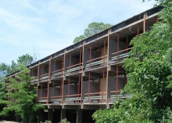 Παράταση στο διαγωνισμό για το «ΞΕΝΙΑ» της Κοζάνης- Νέο ενδιαφέρον εταιρειών