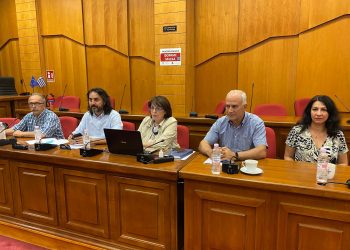 Σφοδρή κριτική Ζεμπιλιάδου σε Κασαπίδη και Βουλευτές: «Δέχθηκαν το μοίρασμα του Ταμείου Δίκαιης Μετάβασης, όταν η περιοχή καταρρέει»- «Πλιάτσικο με τα φωτοβολταϊκά και κάποιοι το επέτρεψαν»- Τι είπε για μεγάλα έργα, ΠΕΠ και ΕΠΤΑΚ: «Κοινός παρονομαστής η αδιαφανής οικονομική διαχείριση»