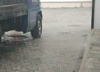 Άνοιξαν οι ουρανοί στην Πτολεμαΐδα – Δυνατή μπόρα και χαλαζόπτωση -βιντεο
