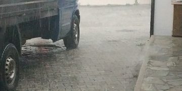 Άνοιξαν οι ουρανοί στην Πτολεμαΐδα – Δυνατή μπόρα και χαλαζόπτωση -βιντεο