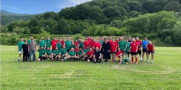 Ποδοσφαιρικός αγώνας μνήμης στο Εμπόριο για τον Δημήτρη και τον Σπύρο που έφυγαν νωρίς -Όμορφη δράση των φίλων τους (φώτο-βίντεο)