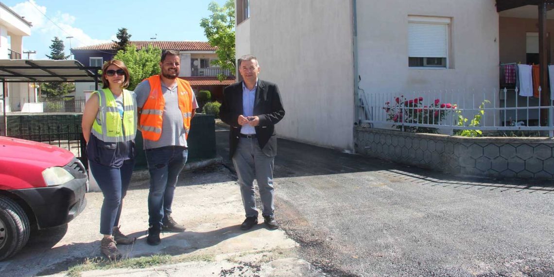 Δήμος Αμυνταίου: Ξεκίνησαν οι εργασίες ασφαλτόστρωσης και αποκατάστασης κατεστραμμένων οδοστρωμάτων και κοινόχρηστων χώρων, στον Οικισμό των Εργατικών Κατοικιών