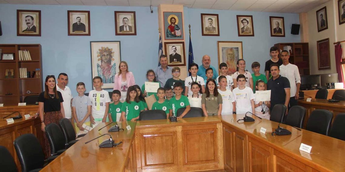 Ο Δήμος Αμυνταίου βράβευσε μαθητές και εκπαιδευτικούς που διακρίθηκαν στο διαγωνισμό ρομποτικής