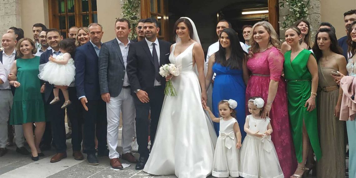 Ενώθηκαν με τα δεσμά του γάμου ο Γ. Τζίτζικας και η Εύη Γάτσου