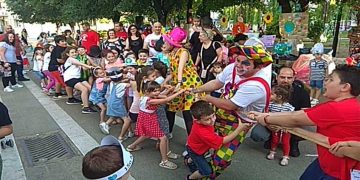 Δήμος Εορδαίας και ΚΔΑΠ ΠΑΙΖΟΥΜΕ έκαναν μια αξέχαστη εκδήλωση για τα παιδιά στο πάρκο βιβλιοθήκης-Ανακοινώθηκε η ίδρυση νέου ΚΔΑΠ ΑΜΕΑ στην Πτολεμαΐδα