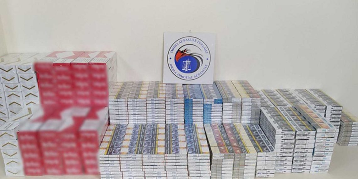Ολόκληρο «περίπτερο» λαθραίων τσιγάρων είχε στην κατοχή του 60χρονος αλλοδαπός που συνελήφθη στην Πτολεμαΐδα