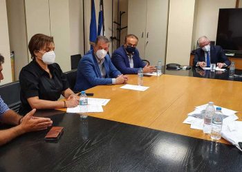 Σύσκεψη Δημάρχου Αμυνταίου με τον Πρόεδρο του ΕΛΓΑ για θέματα που ανέκυψαν μετά τη σφοδρή χαλαζόπτωση που έπληξε την ευρύτερη περιοχή του Δήμου Αμυνταίου