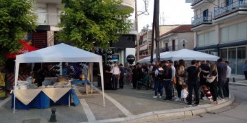 Παρουσία πλήθος κόσμου έγιναν τα εγκαίνια του νέου ανακαινισμένου καταστήματος της NOVA Πτολεμαΐδας