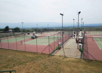 Πτολεμαΐδα: Με μεγάλη επιτυχία συνεχίζεται για 2η ημέρα το τριεθνές τουρνουά τένις