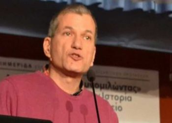 Πανελλήνιες 2022: Ποιος είναι ο Ραϋμόνδος Αλβανός, κείμενο του οποίου «έπεσε» στη Νεοελληνική Γλώσσα – Δίδασκε στο Πανεπιστήμιο Δ. Μακεδονίας στην Καστοριά