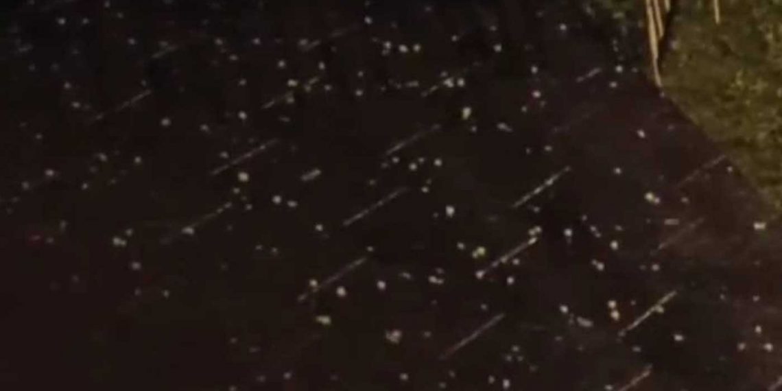 Ξαφνική χαλαζόπτωση τη νύχτα της Τρίτης στην Πτολεμαΐδα (βίντεο)