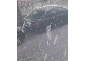 Χαλάζι και στην περιοχή της Καστοριάς-VIDEO