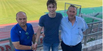 Παίκτης του Λεβαδειακού και επίσημα ο Πτολεμαΐδιώτης Αλέξανδρος Χατζησάββας