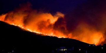 Συνδρομή των Πυροσβεστών της Δυτικής Μακεδονίας στη φωτιά στην Αθήνα