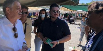 Επίσκεψη κλιμακίου του ΠΑΣΟΚ – Κινήματος Αλλαγής στην Λαϊκή Αγορά της Πτολεμαίδας