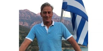 Πατριωτική Ένωση- Πρόδρομος Εμφιετζόγλου: Ο Δημήτρης Καραθάνος υποψήφιος στην Αιτωλοακαρνανία