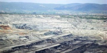 Η ΔΕΗ παίρνει πίσω τις απαλλοτριωμένες εκτάσεις από τους αγρότες