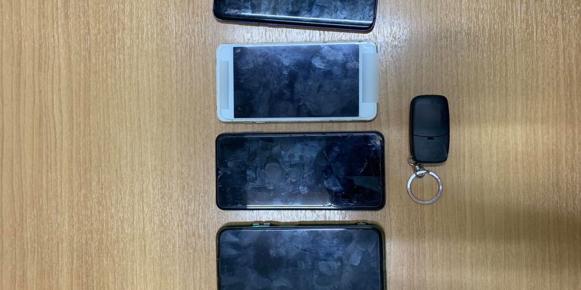 Συνελήφθη 21χρονος διακινητής σε περιοχή της Καστοριάς, για μεταφορά και διευκόλυνση παράνομης εξόδου από την ελληνική επικράτεια τεσσάρων αλλοδαπών